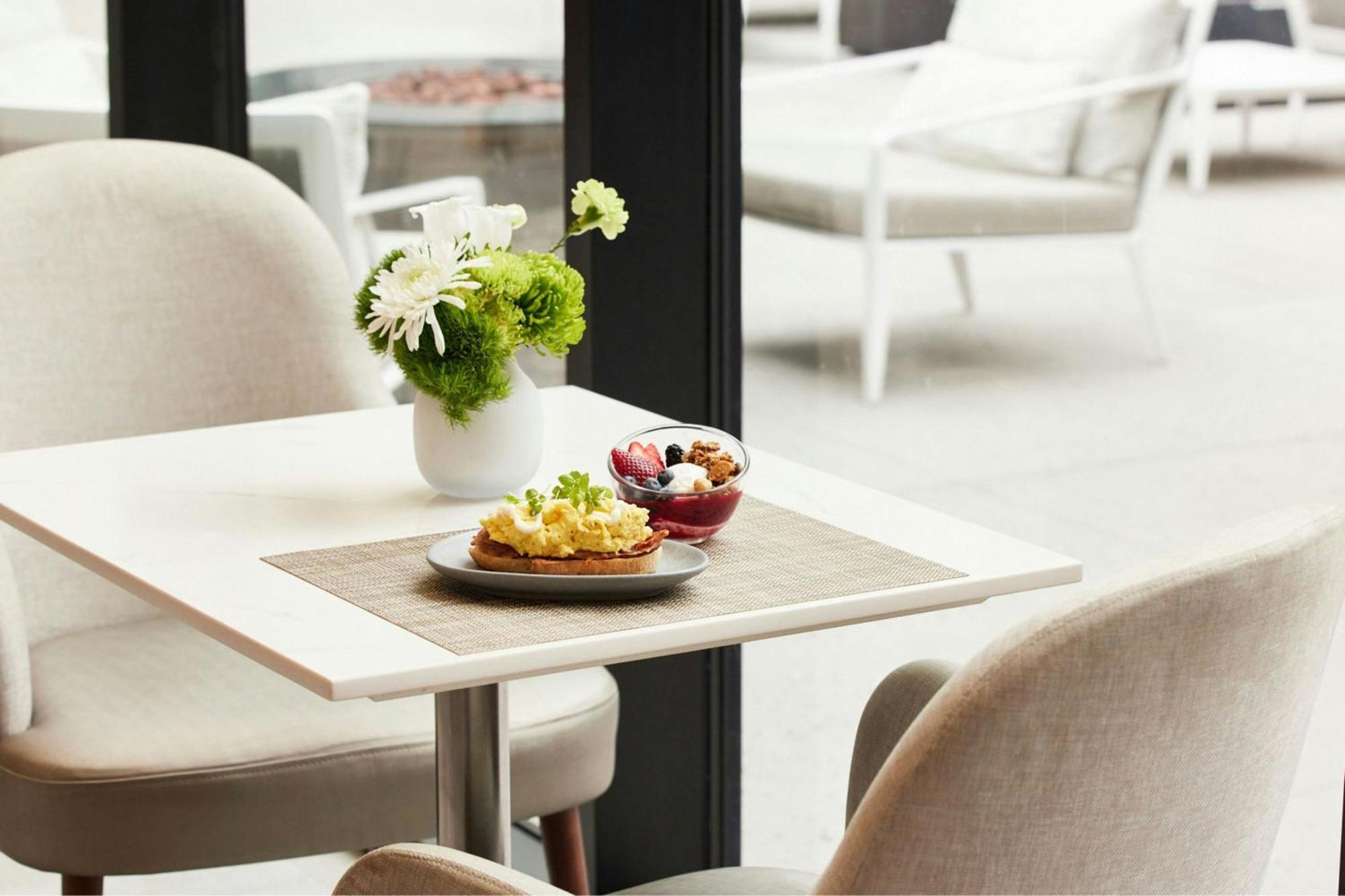 Ac Hotel By Marriott Dallas By The Galleria Εξωτερικό φωτογραφία