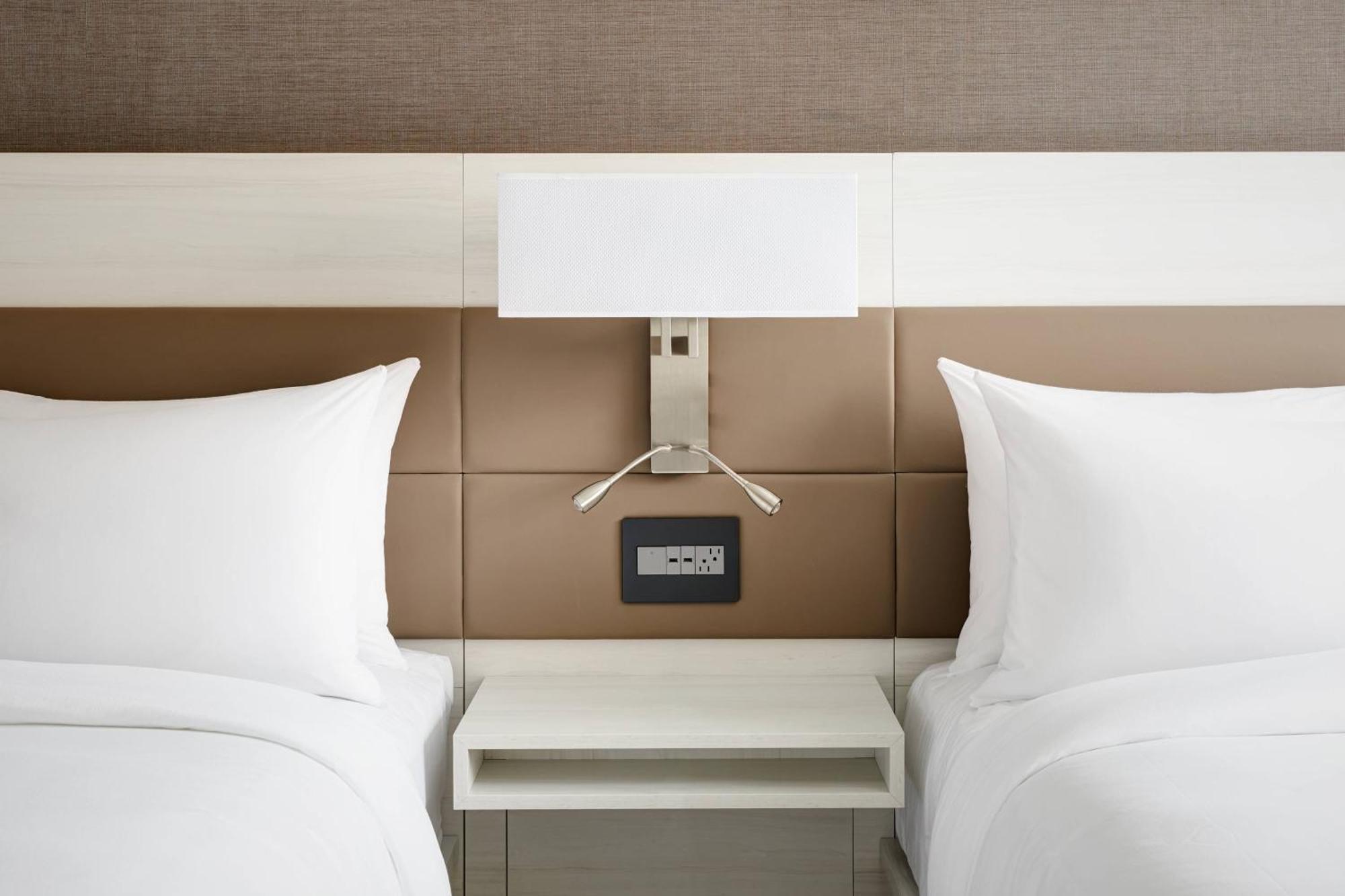 Ac Hotel By Marriott Dallas By The Galleria Εξωτερικό φωτογραφία